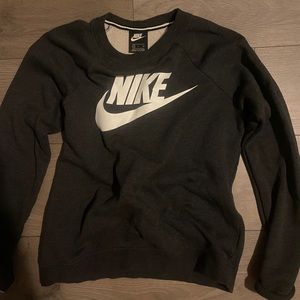 Nike crew neck sweater